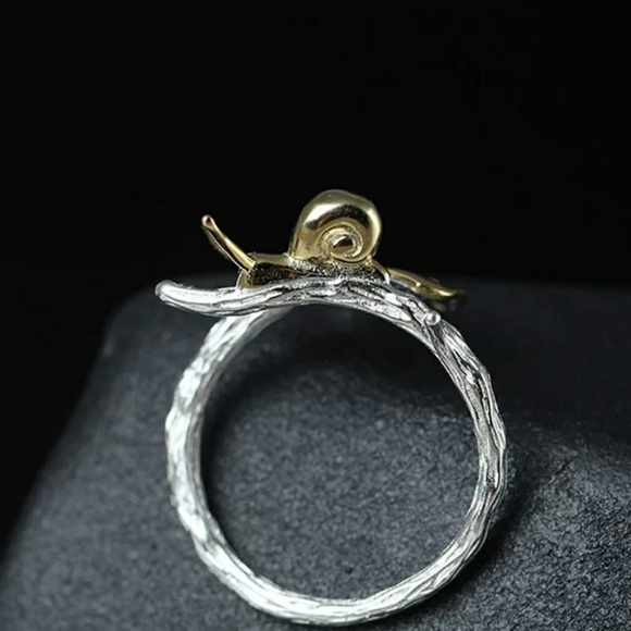 NWOT Snail-Stem Ring Size Adjustable - Picture 4 of 8
